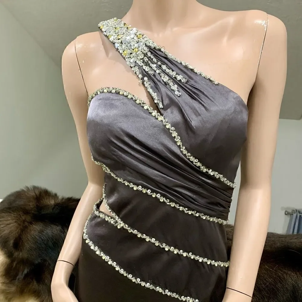 Chic & Sexy One Shoulder Beads & Sequins Gown